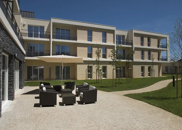 Domitys La Clef Des Champs Пуатьє