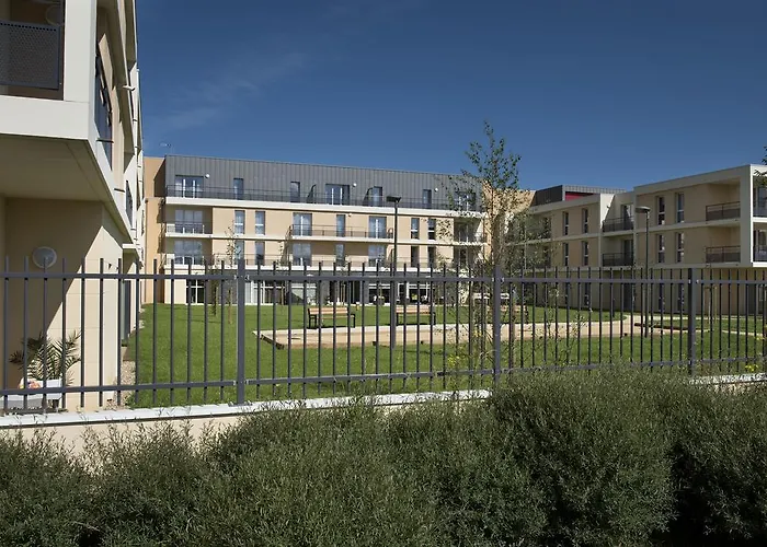 Domitys La Clef Des Champs Appart hôtel Poitiers