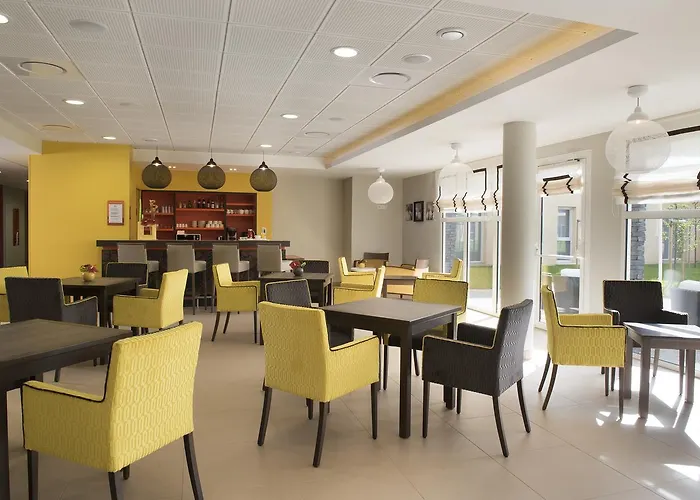 Domitys La Clef Des Champs Пуатьє